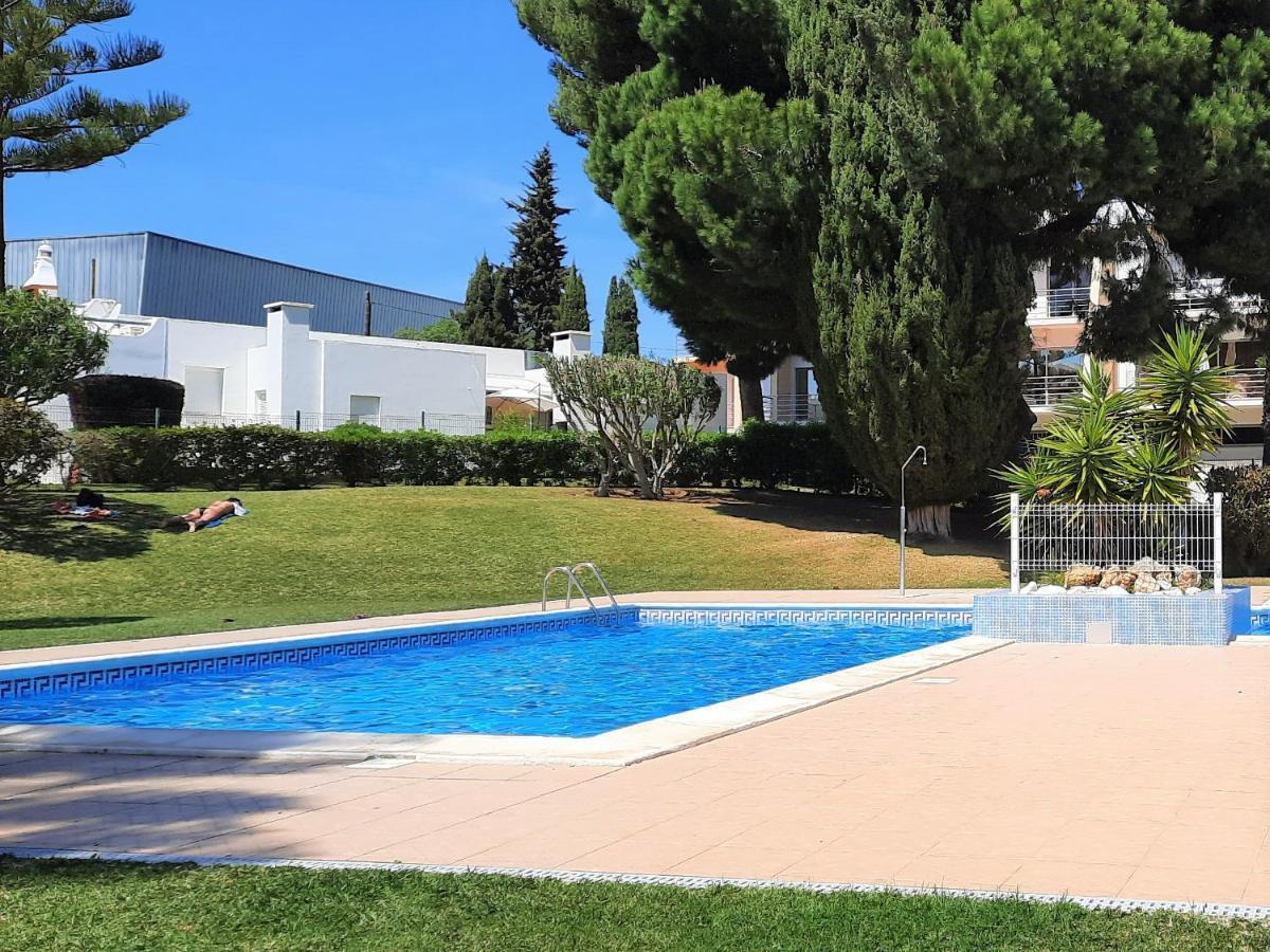 Armacao De Pera Brightness 2 With Pool By Homing Διαμέρισμα Εξωτερικό φωτογραφία