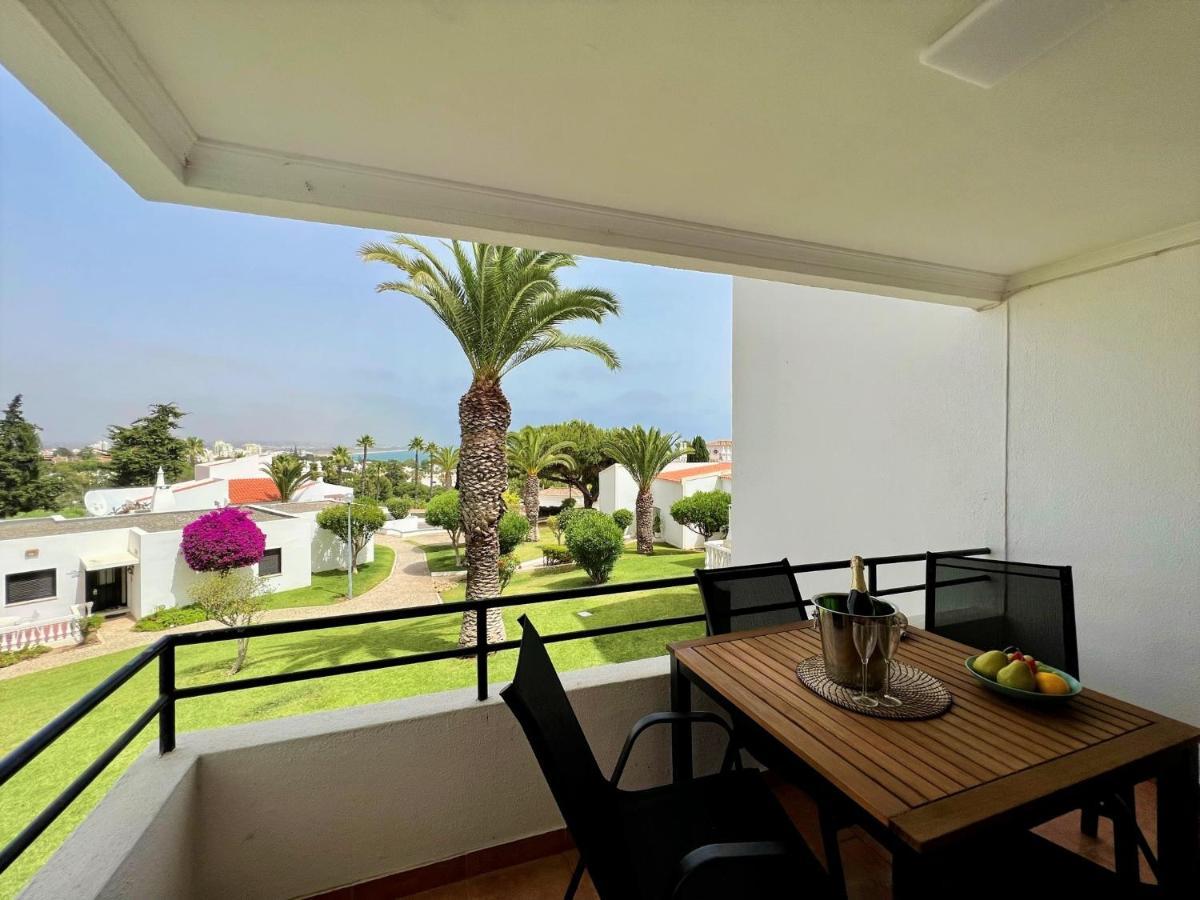 Armacao De Pera Brightness 2 With Pool By Homing Διαμέρισμα Εξωτερικό φωτογραφία